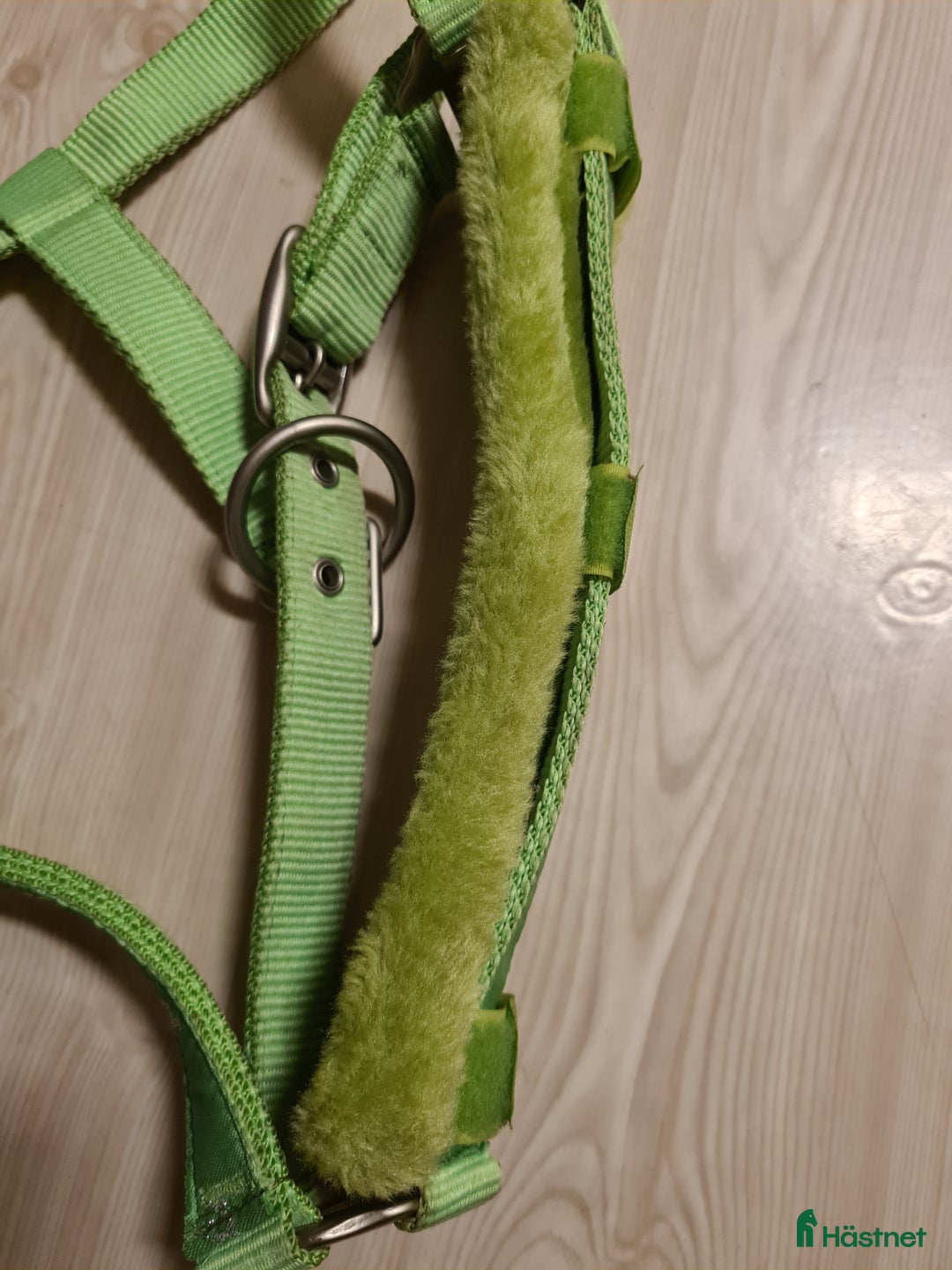 Schabrak & Vojlockar hästutrustning till salu: Showmaster set hopp full+ lindor och grimma i Rimbo - Annons 4