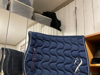 Schabrak & Vojlockar hästutrustning till salu: Säljer schabrak storlek ponny i Norrtälje - Annons 11