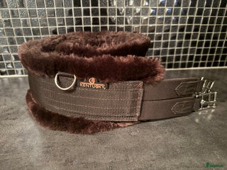 Sadeltillbehör hästutrustning till salu: Kentucky sadelgjord i Gotlands Tofta - Annons 1