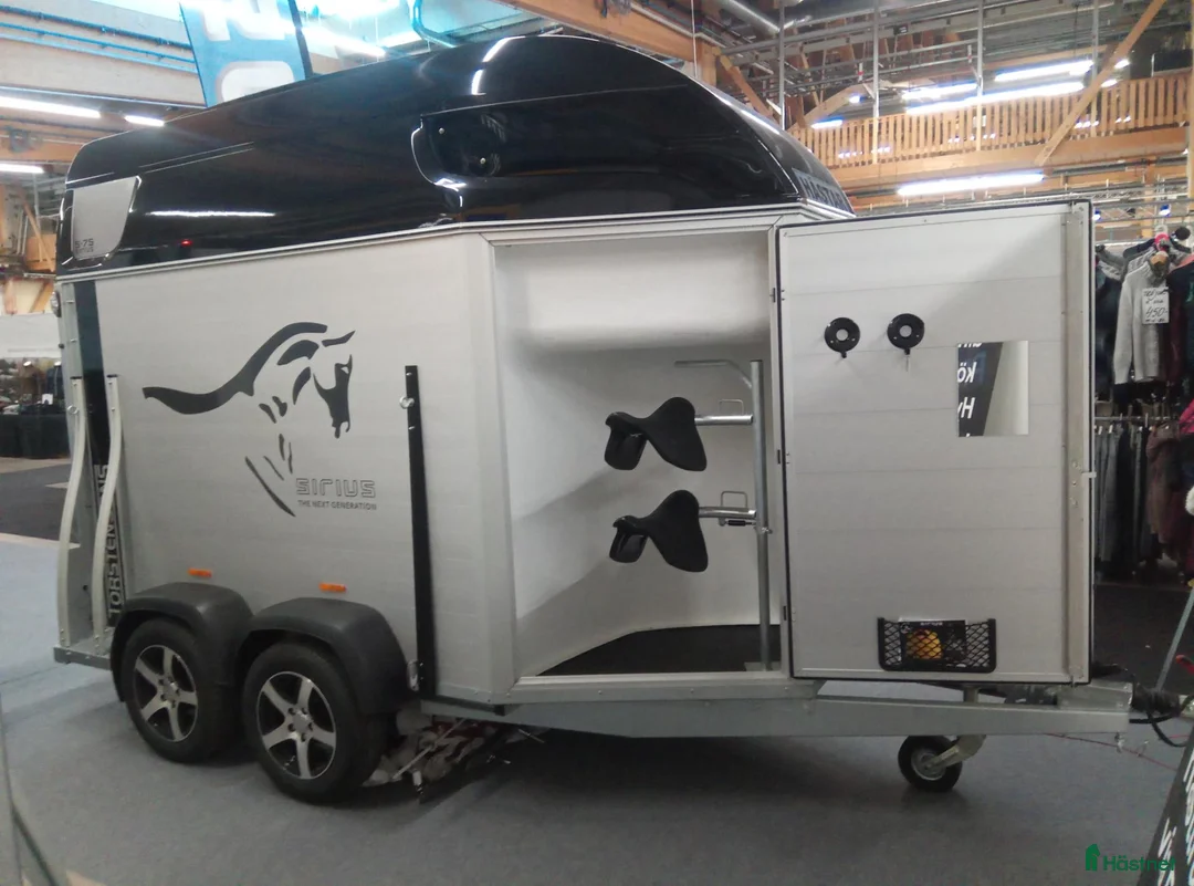 Hästtransporter  fordon & transport till salu: Långtidshyr hästtransport - Torstensons Huskvarna - Annons 2