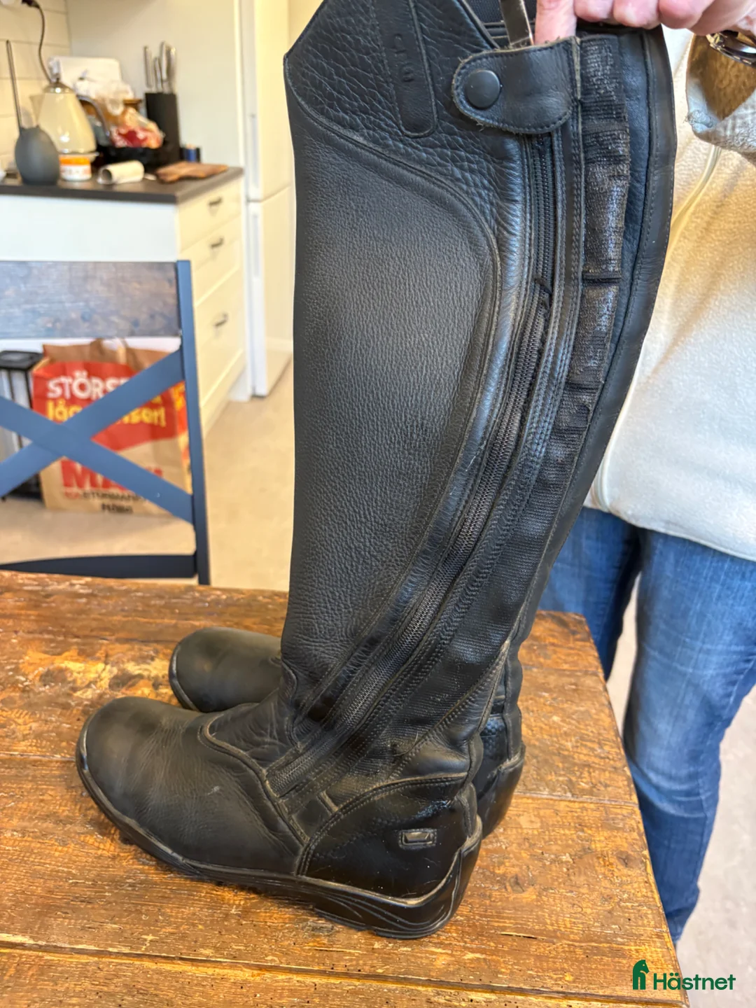 Ridstövlar ryttarutrustning till salu: CRW ridstövlar - Annons 1