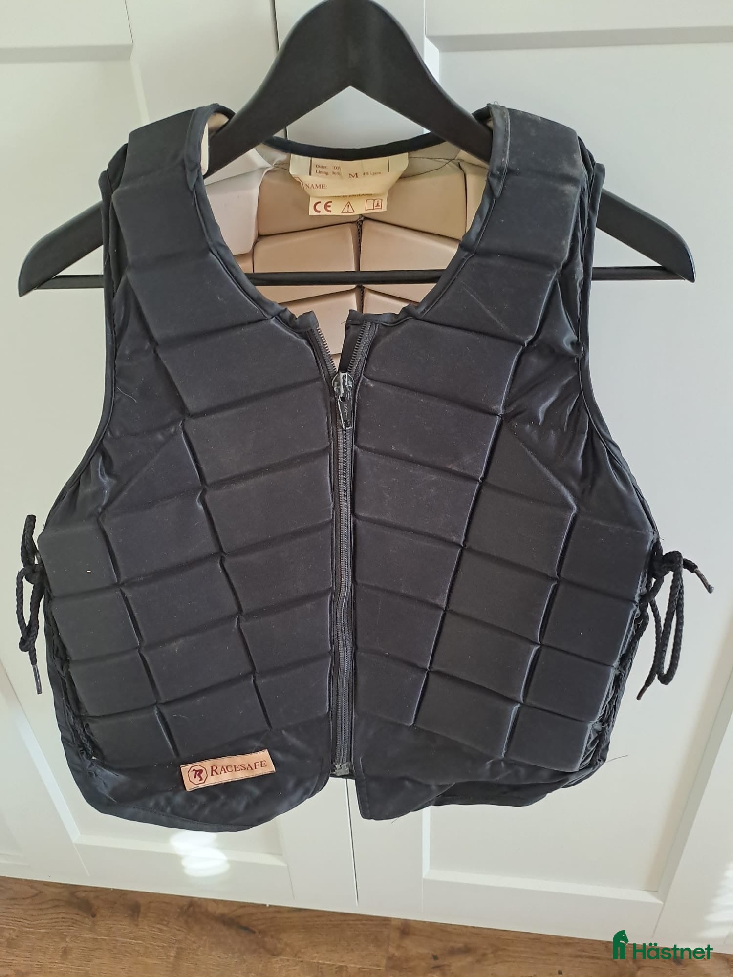 Övrigt Ridkläder ryttarutrustning till salu: Ridkläder säljes 🦄 i Ekerö - Annons 15