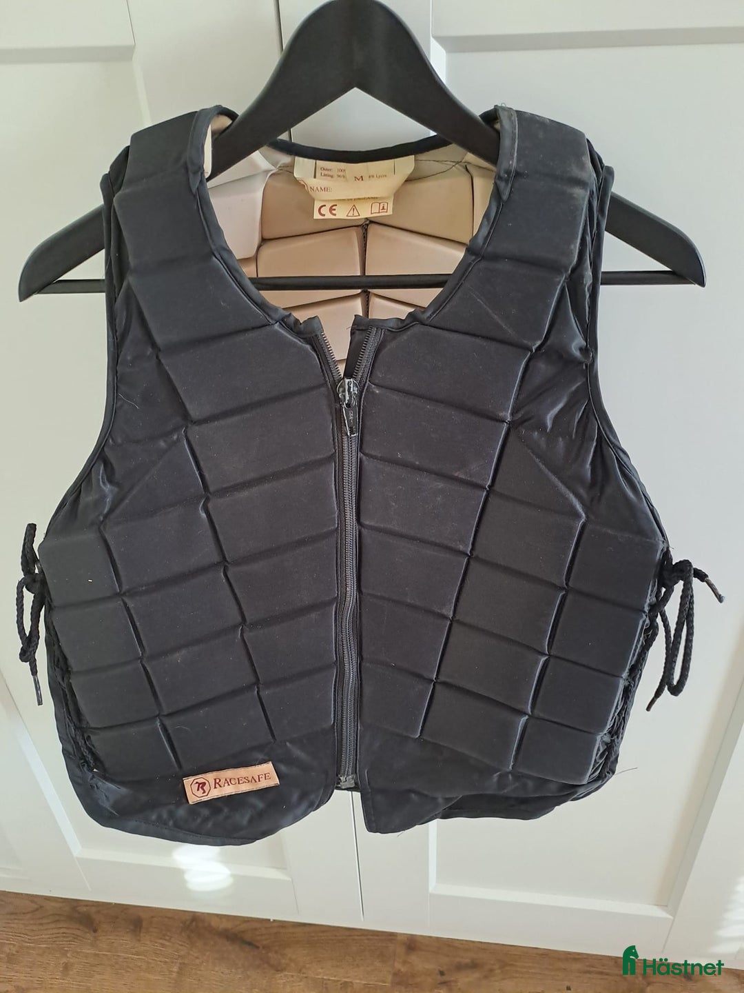 Övrigt Ridkläder ryttarutrustning till salu: Ridkläder säljes 🦄 i Ekerö - Annons 1