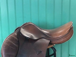 Sadlar hästutrustning till salu: Zaldi star flatbackssadel i Falun - Annons 22