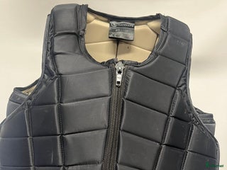 Säkerhetsvästar ryttarutrustning till salu: Racesafe väst i Fagerfjäll - Annons 4