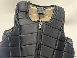 Säkerhetsvästar ryttarutrustning till salu: Racesafe väst i Fagerfjäll - Annons 12