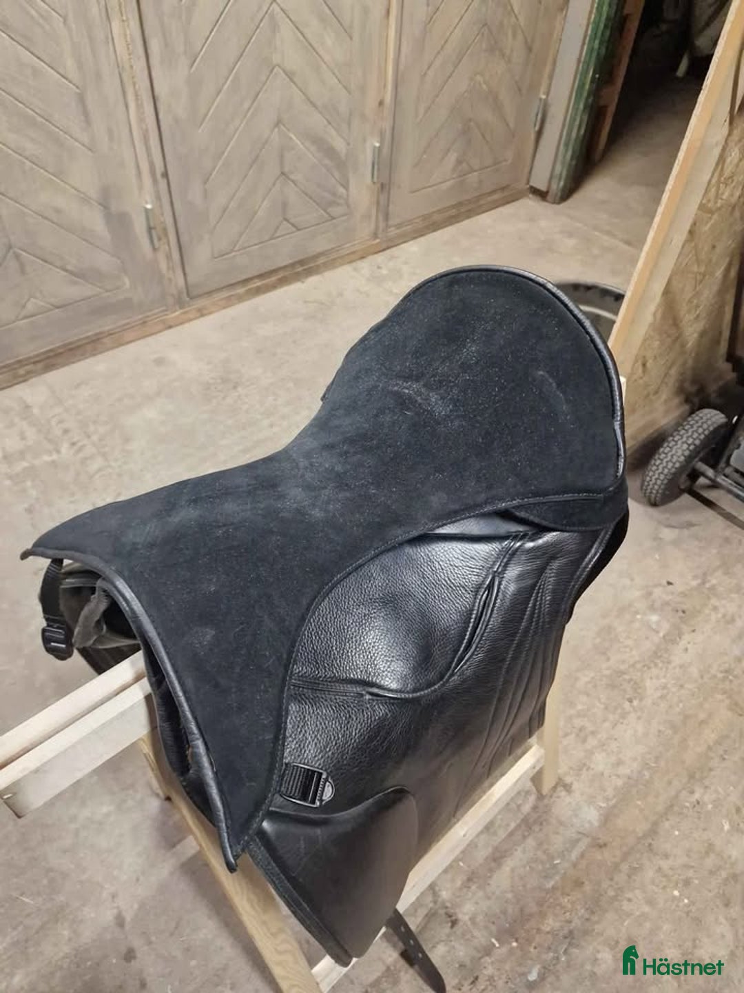 Sadlar hästutrustning till salu: Heather Moffet Vogue Deluxe i Löberöd - Annons 8