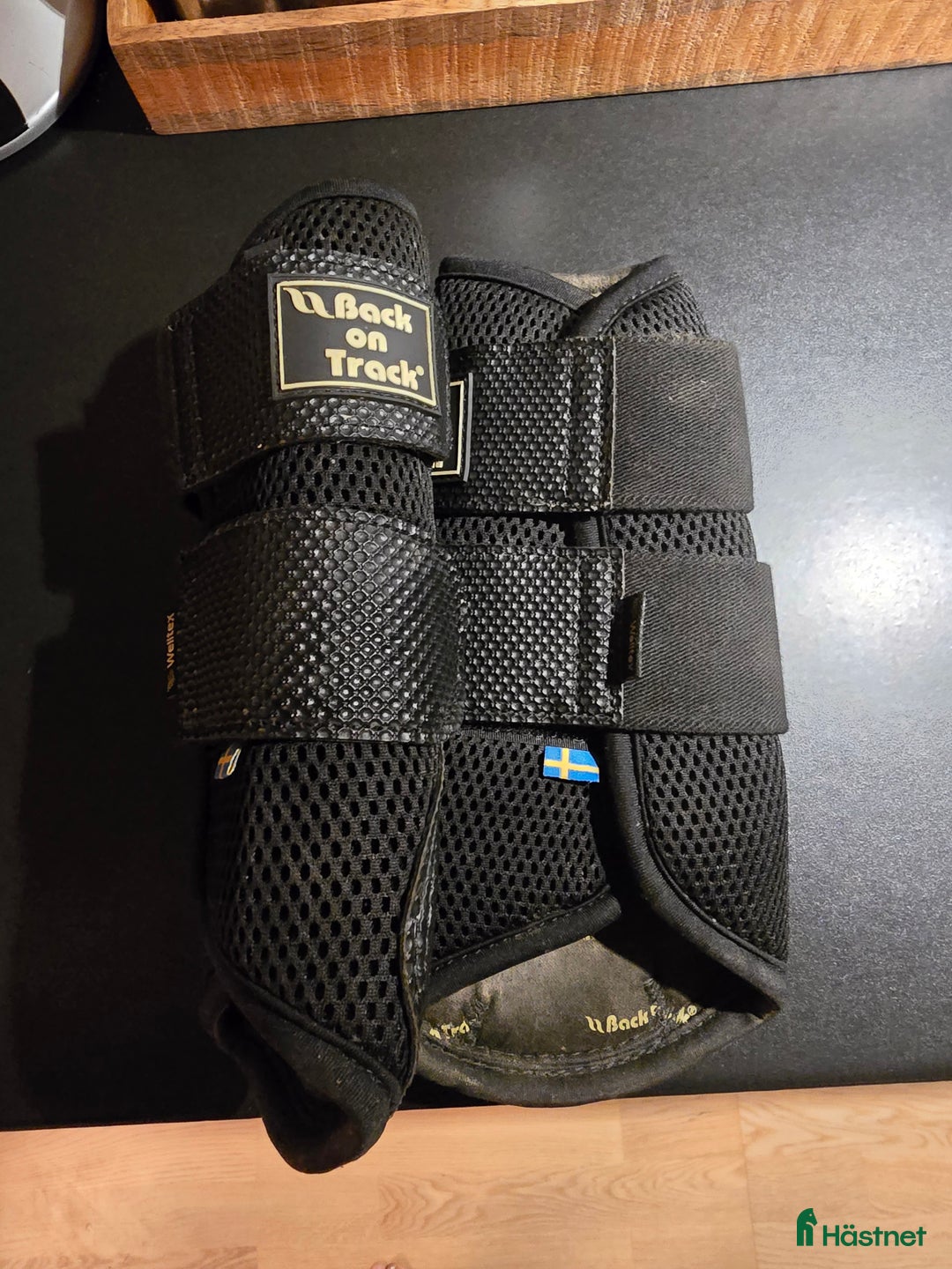 Benskydd hästutrustning till salu: BoT damasker stl M i Gävle - Annons 1