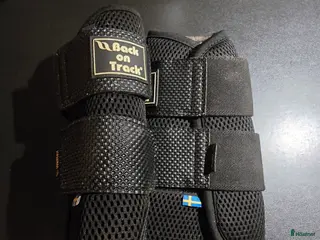 Benskydd hästutrustning till salu: BoT damasker stl M i Gävle - Annons 1