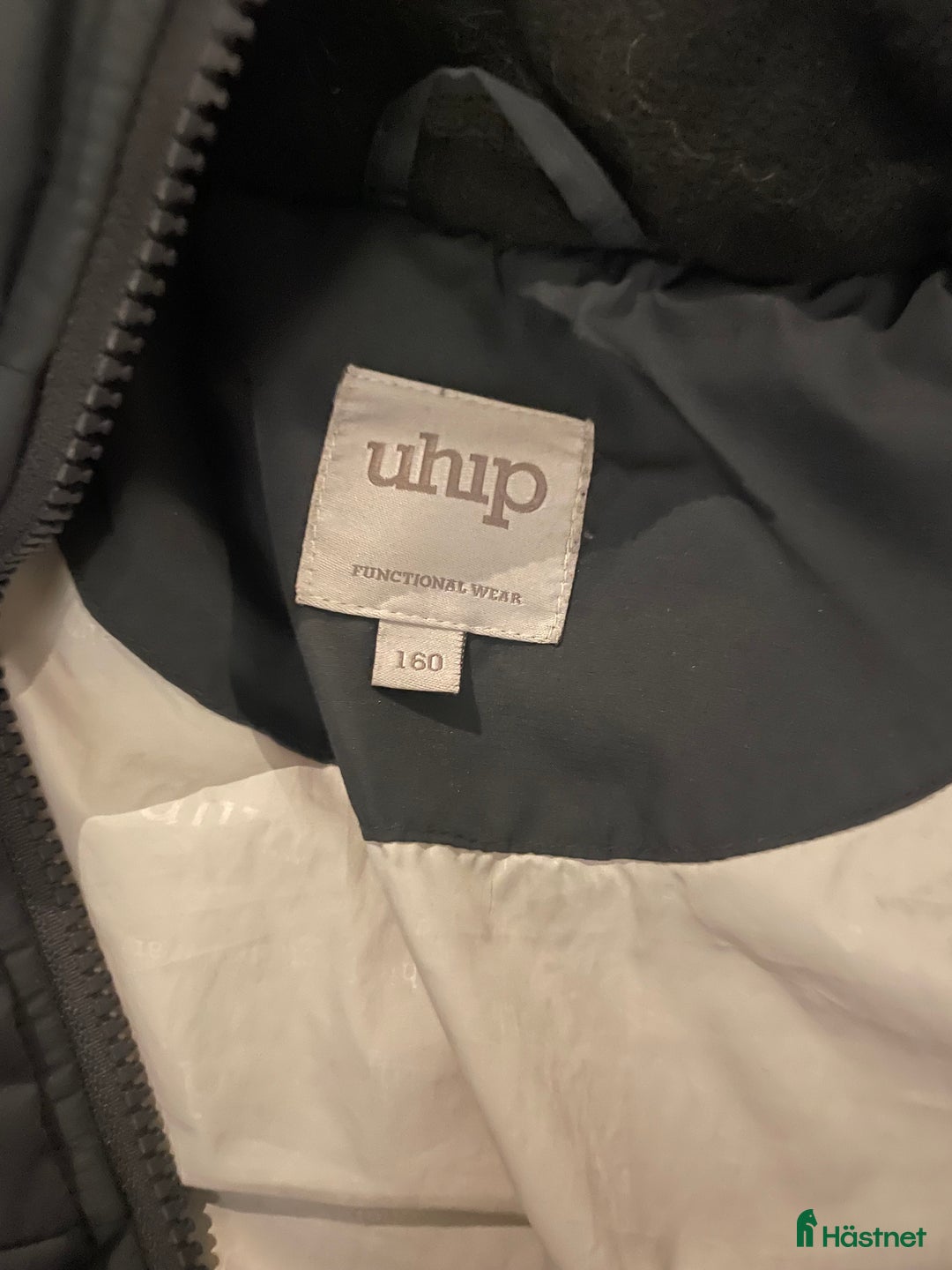 Jackor & Kavajer ryttarutrustning till salu: Uhip jacka i Skattkärr - Annons 3