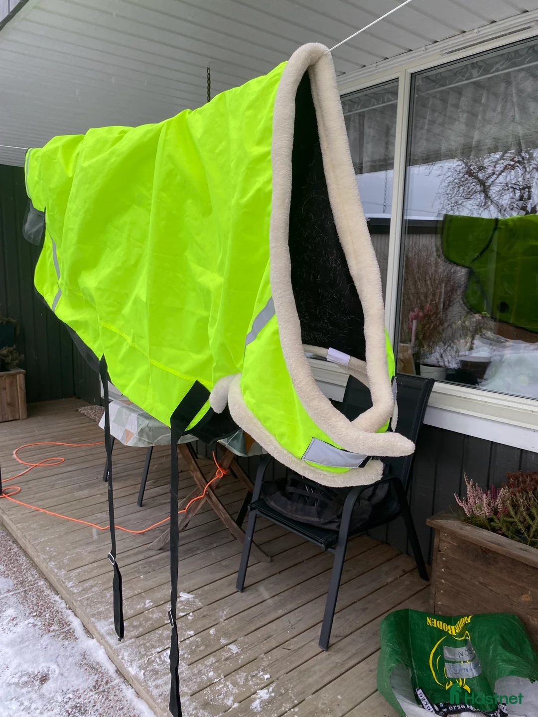 Täcken hästutrustning till salu: Promenad täcke  - Annons 1