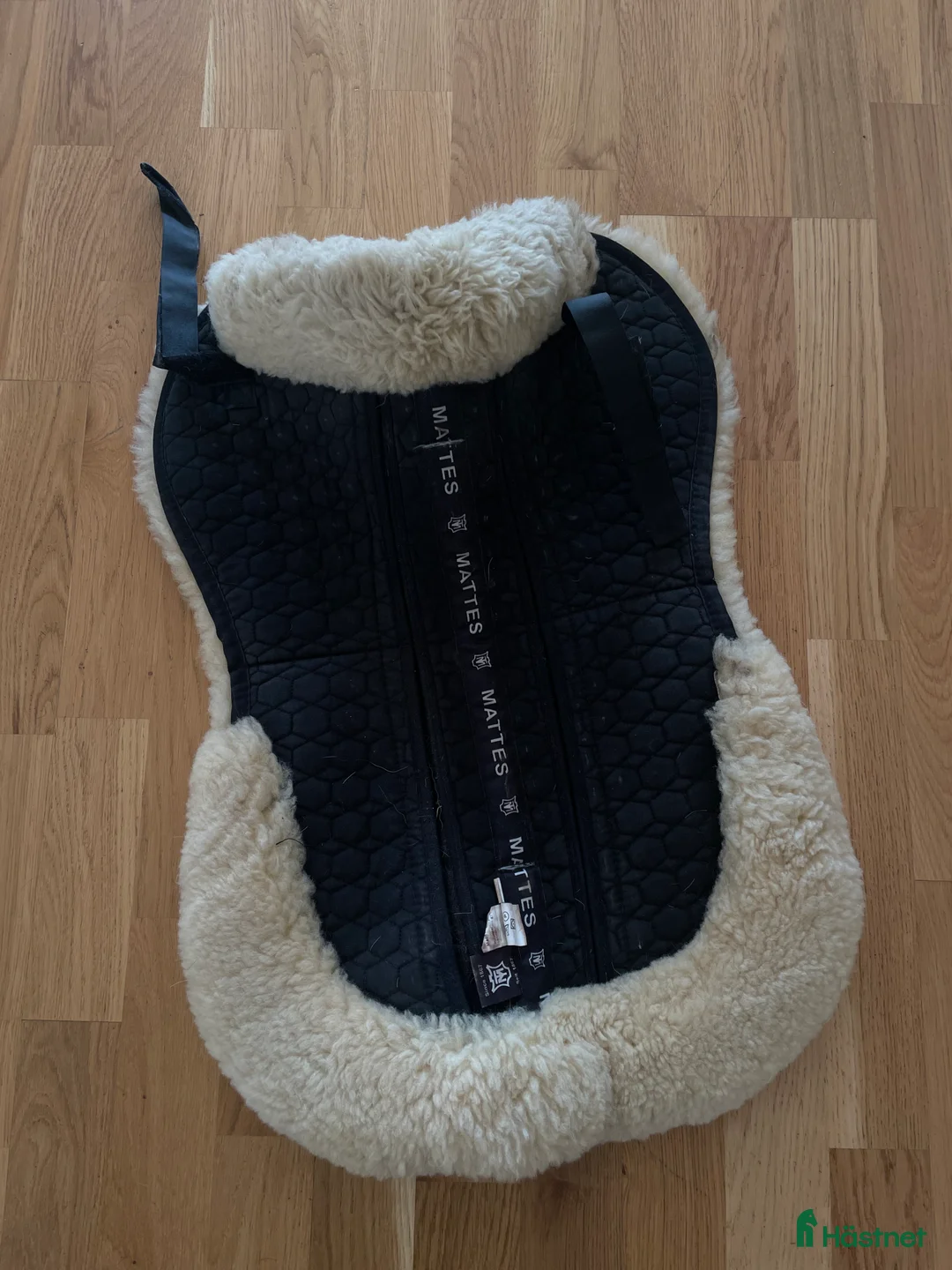 Schabrak & Vojlockar hästutrustning till salu: Mattes pad i Knivsta - Annons 1