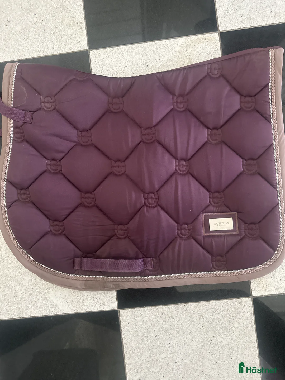 Schabrak & Vojlockar hästutrustning till salu: *BILLIGT* schabrak eq stockholm i Söderhamn - Annons 1