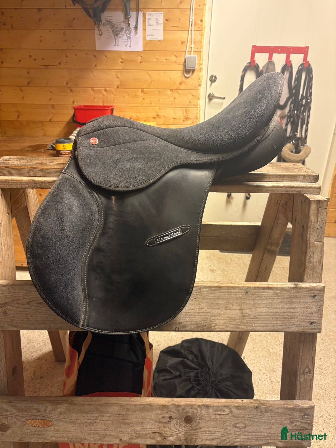 Sadlar hästutrustning till salu: Sadel i Diö - Annons 1