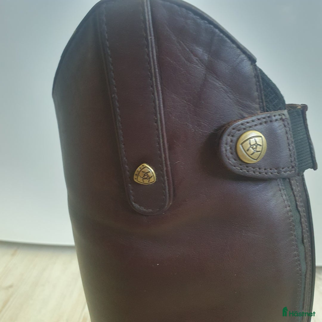 Ridstövlar ryttarutrustning till salu: Ariat Heritage ridstövlar Bruna strl 38 i Tranås - Bild 6