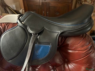 Sadlar hästutrustning till salu: Bästa monte/galopp sadeln i Kisa - Annons 1