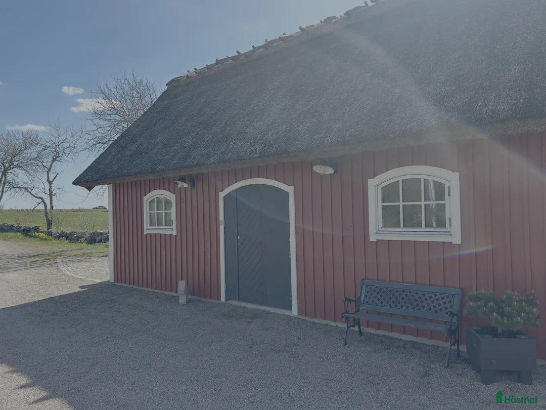 Stallinredning, stängsel & gård övrig utrustning till salu: Stallport, stalldörrar och stallfönster - Annons 1