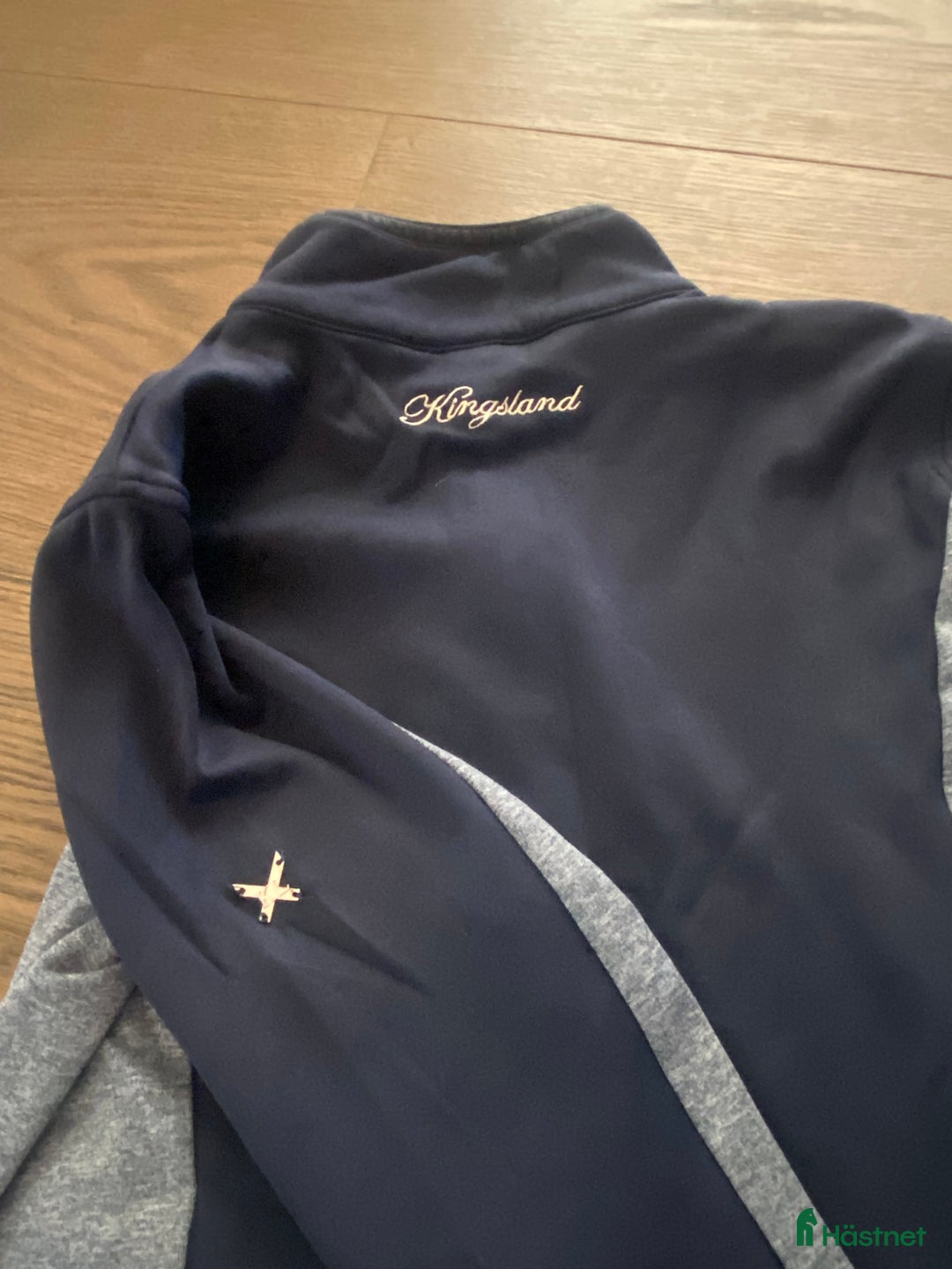 Övrigt Ridkläder ryttarutrustning till salu: Fleecetröja Kingsland  i Varberg - Annons 3