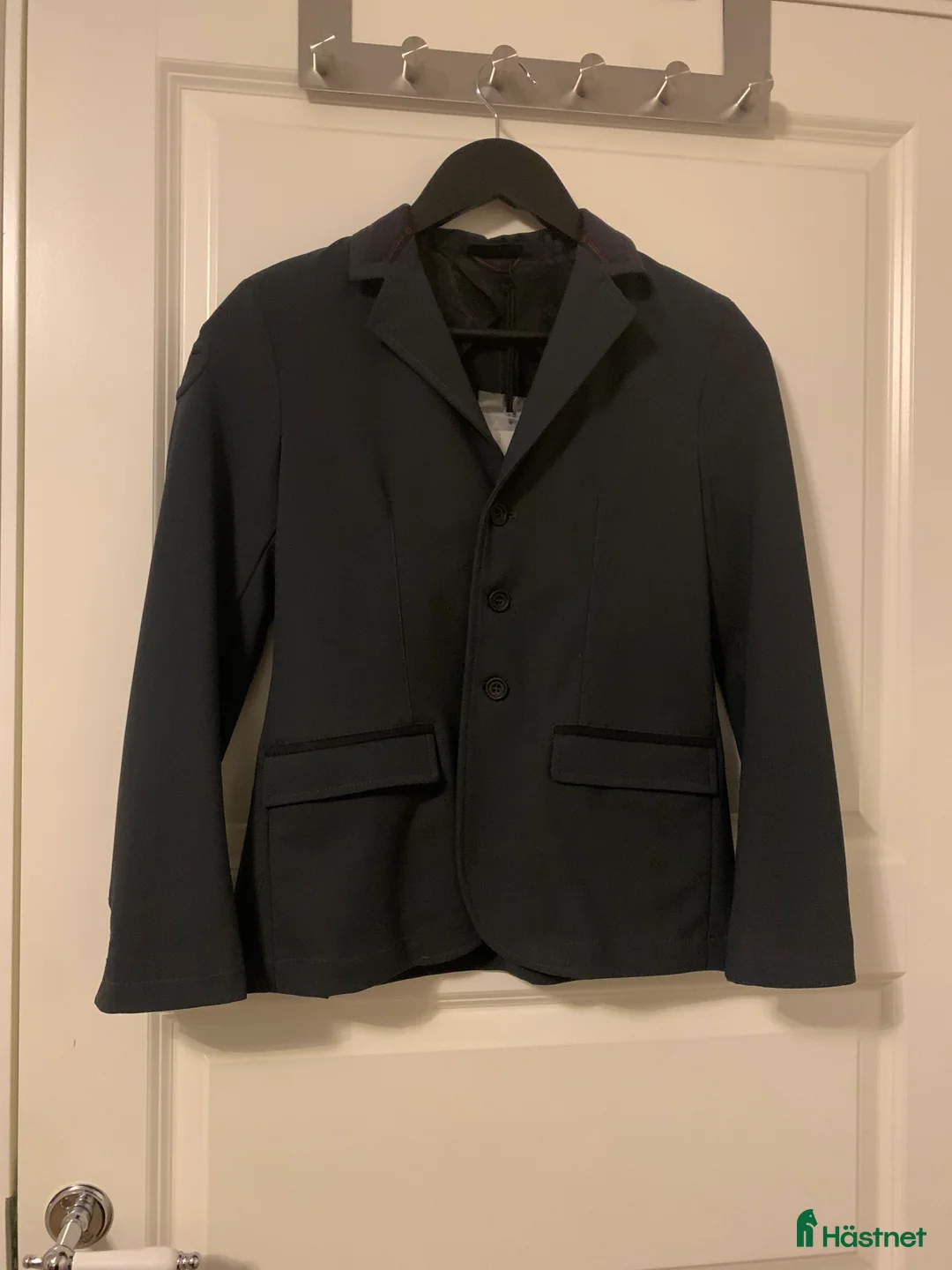 Jackor & Kavajer ryttarutrustning till salu: Cavalleria Toscana kavaj - Annons 1