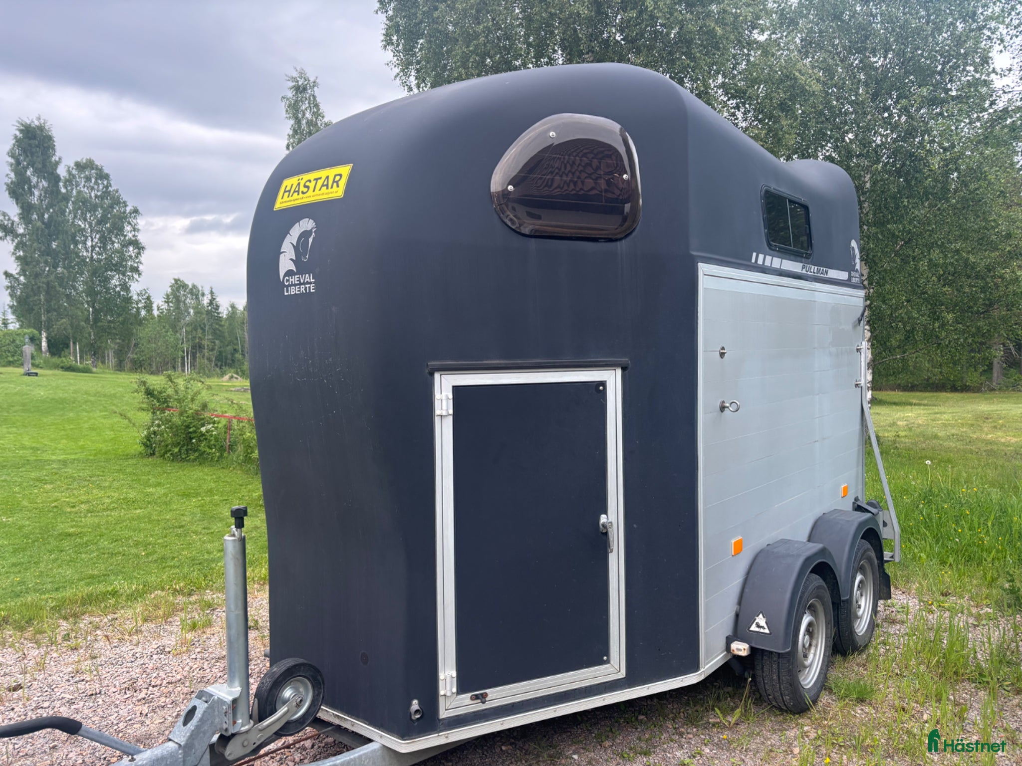 Hästtransporter  fordon & transport till salu: CHEVAL LIBERTE GOLD PULLMAN V2 - Annons 4