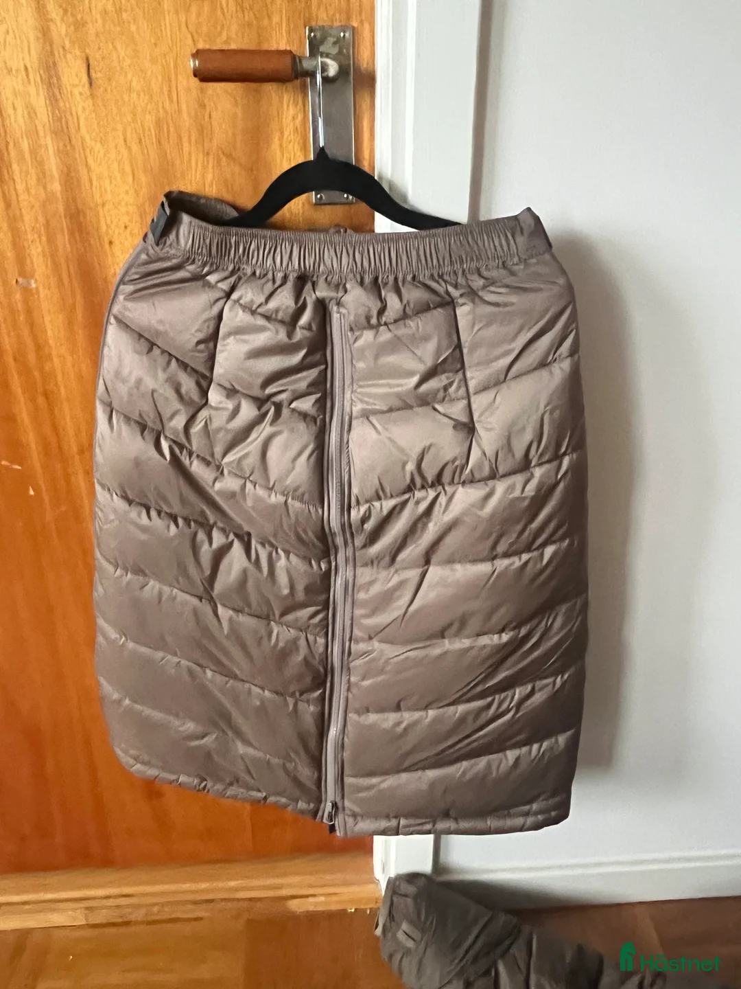 Jackor & Kavajer ryttarutrustning till salu: Uhip nordic ridjacka och kjol limited färg  - Annons 5