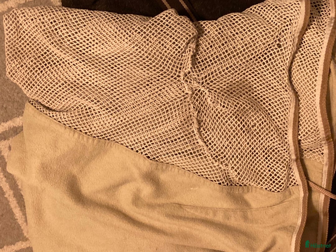 Täcken hästutrustning till salu: 2 stycken Fleecetäcken i Fliseryd - Annons 5