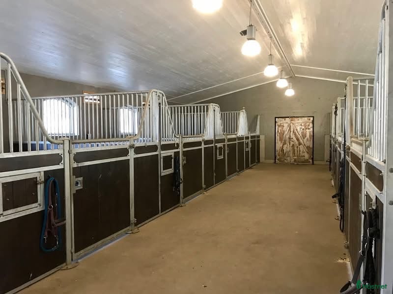  stallplats Lediga stallplatser utanför Åtvidaberg  - Annons 1