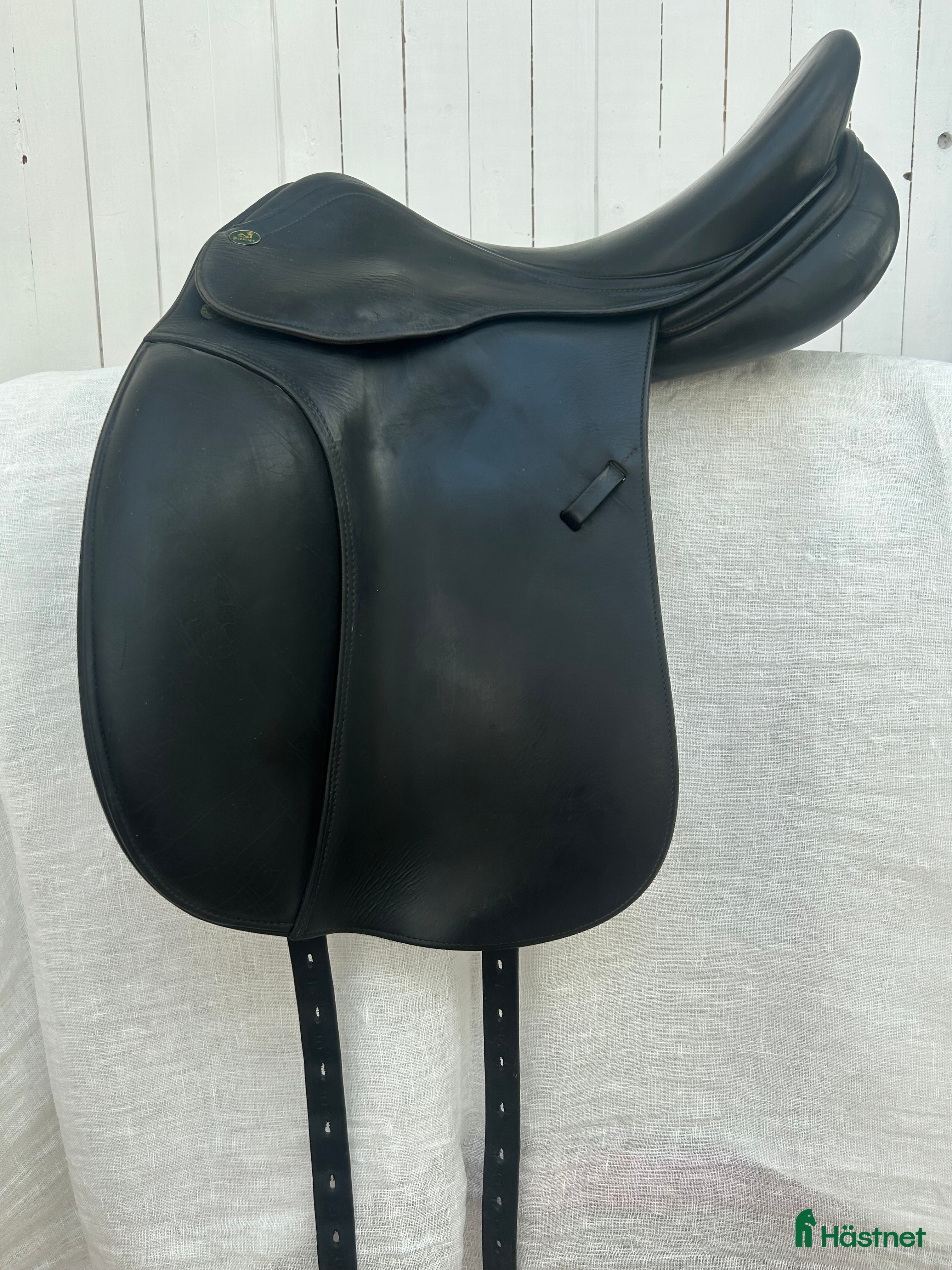 Sadlar hästutrustning till salu: Dressyrsadel Prestige Venus 16’ i Uppsala - Annons 18
