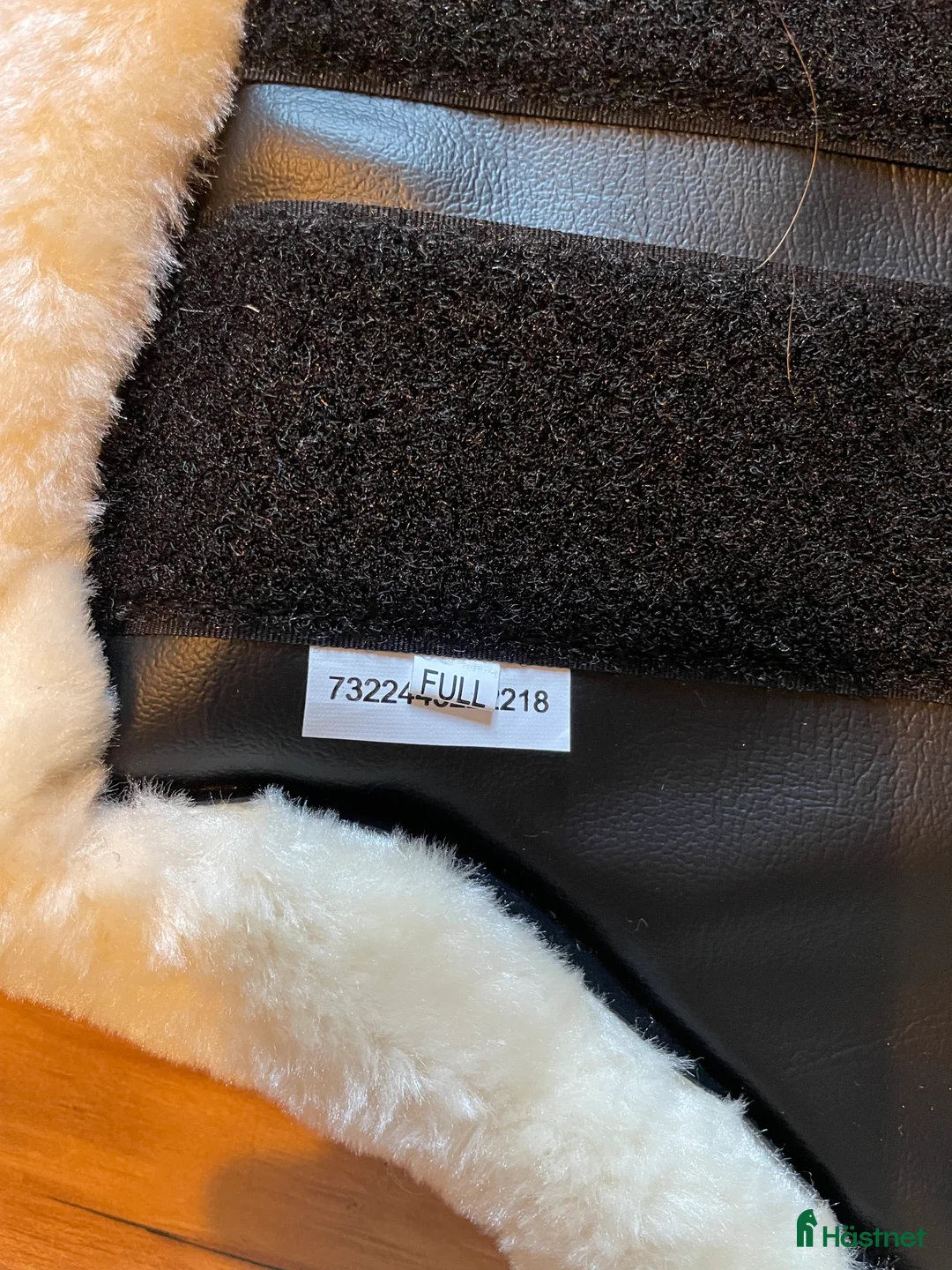 Benskydd hästutrustning till salu: Nya fluffskydd i Rättvik - Annons 4