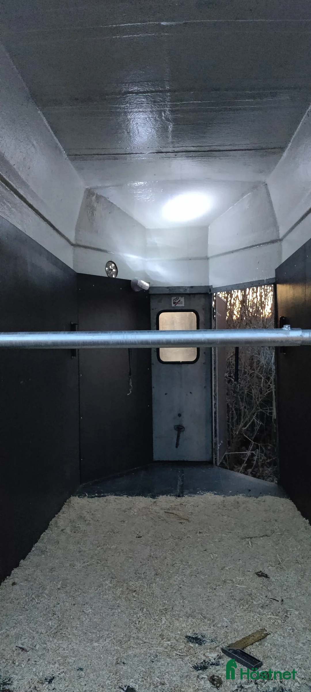 Hästtransporter  fordon & transport till salu: U***es - Annons 2