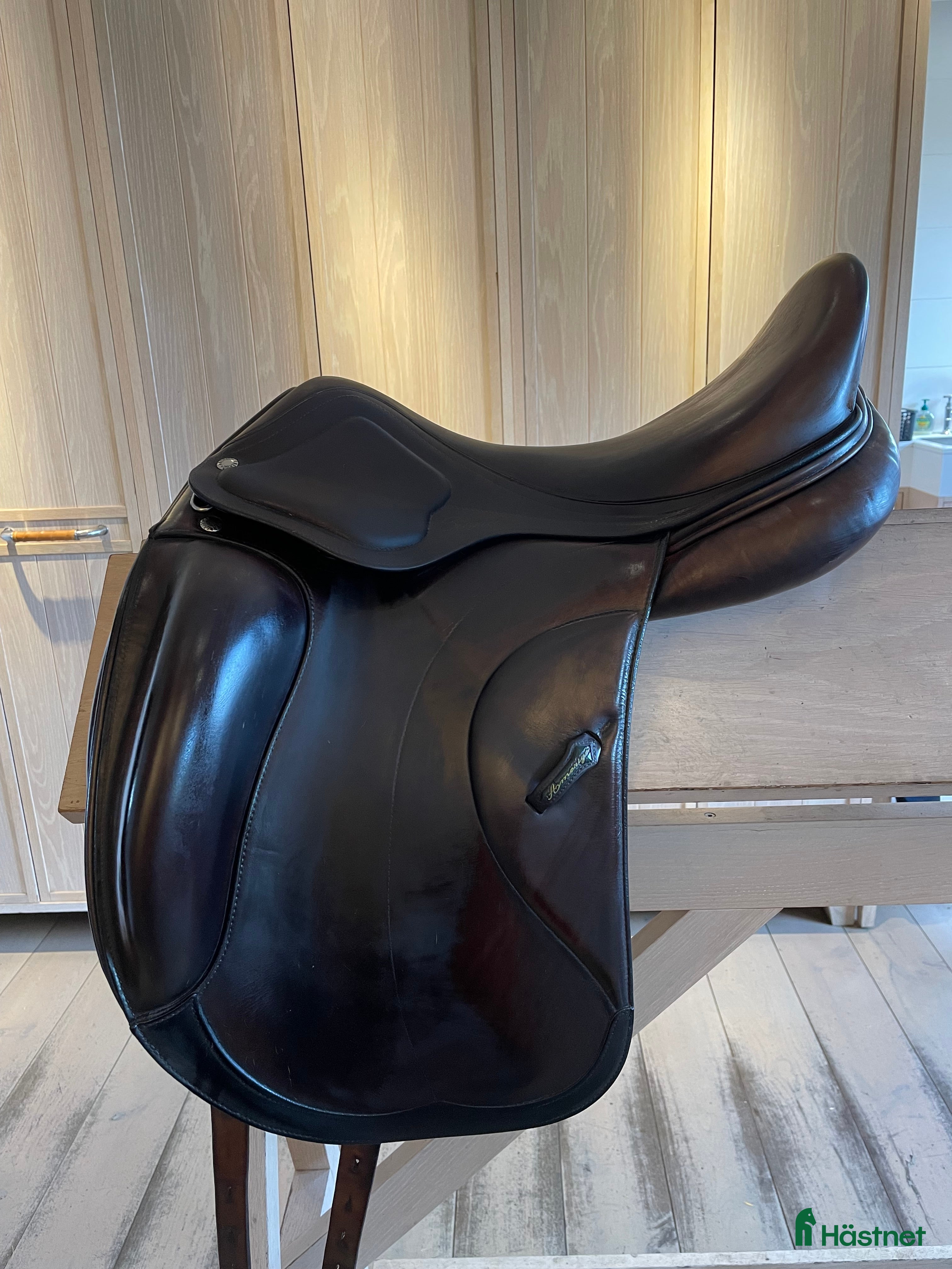 Sadlar hästutrustning till salu: Amerigo Classic Siena i Heberg - Annons 23