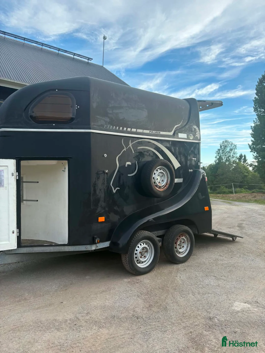 Hästtransporter  fordon & transport till salu: Cheval liberte - Annons 2
