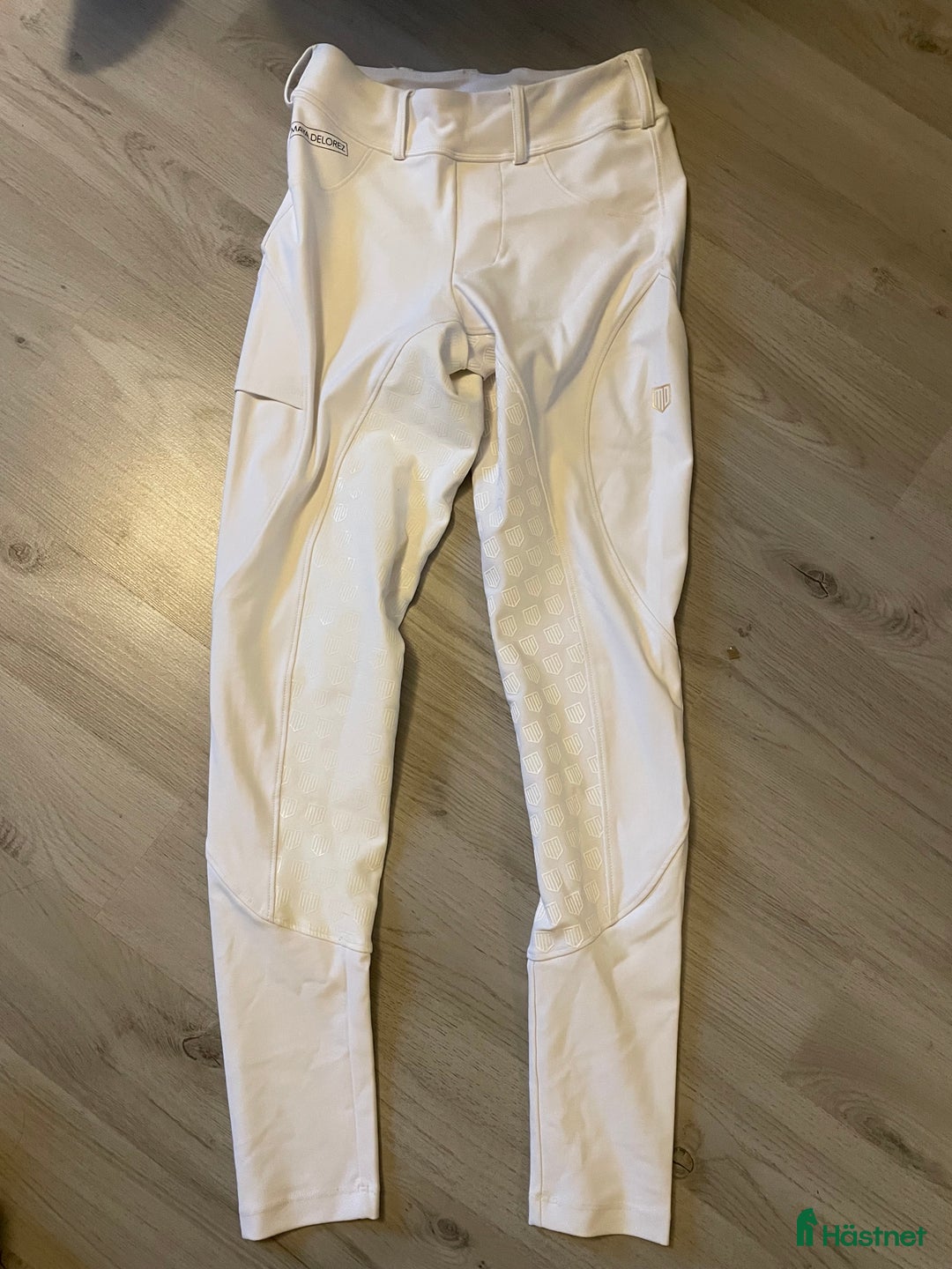 Ridbyxor ryttarutrustning till salu: maya delorez ridbyxor  i Skattkärr - Annons 1