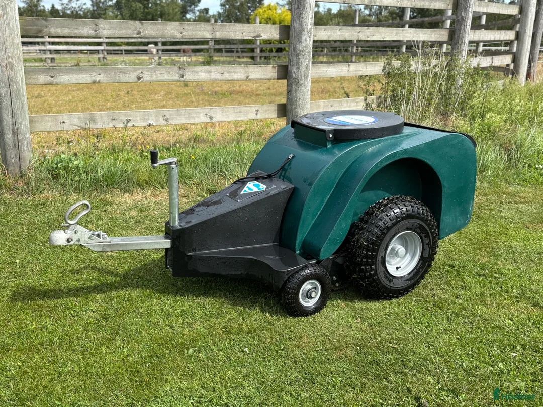 Stallinredning, stängsel & gård övrig utrustning till salu: ⚜️PADDOCK GROOMER⚜️ MOCKA HÄST SKIT, Skitmaskin  - Annons 1