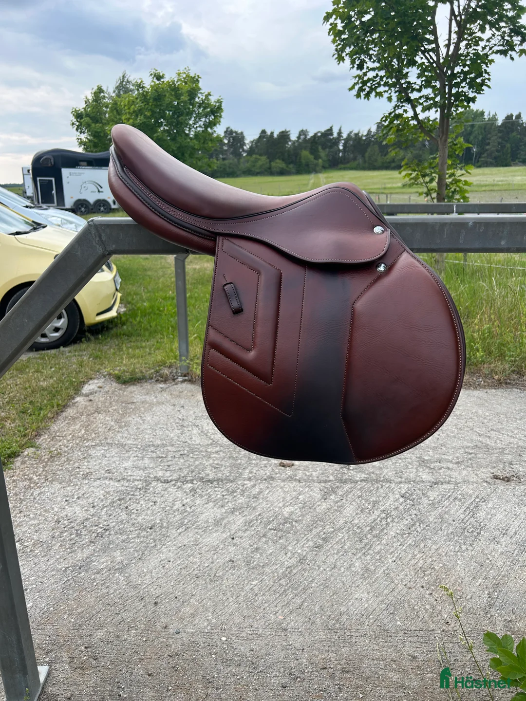 Sadlar hästutrustning till salu: Renaissance sadel i nyskick  i Svartsjö - Annons 1