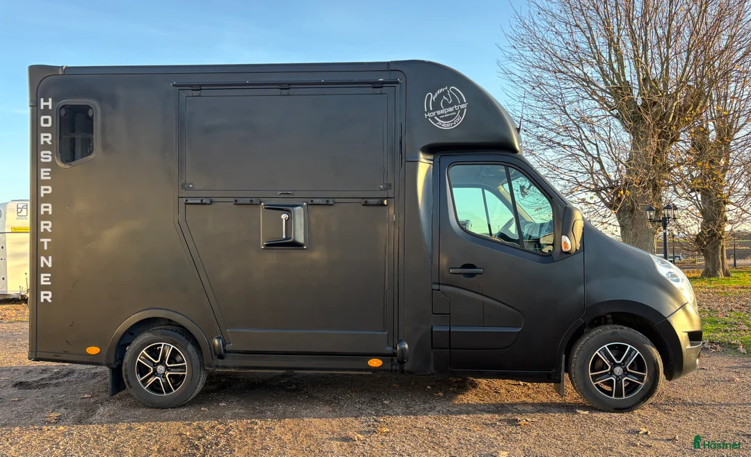 Hästlastbilar  fordon & transport till salu: Horsepartner Exclusive hästbil i Laholm - Annons 4