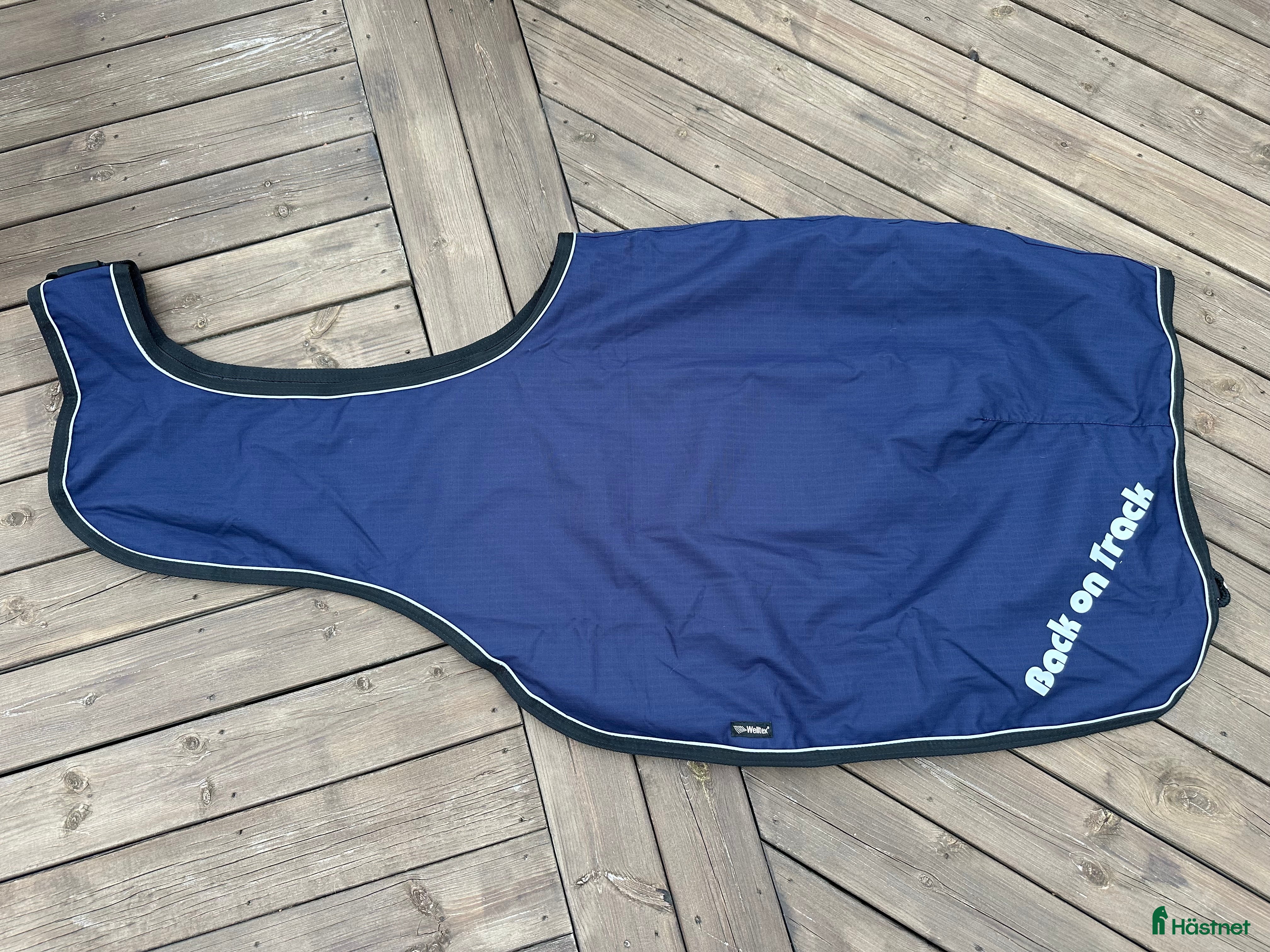 Täcken hästutrustning till salu: BoT ländtäcke i Köping - Annons 2