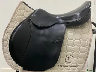 Sadlar hästutrustning Frank Baines hoppsadel i Knivsta - Annons 8