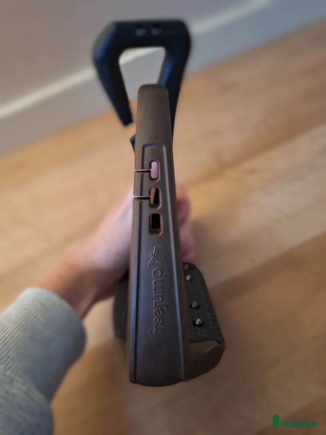 Stigbyglar hästutrustning till salu: Fina free jumps till salu i Tidaholm - Annons 2