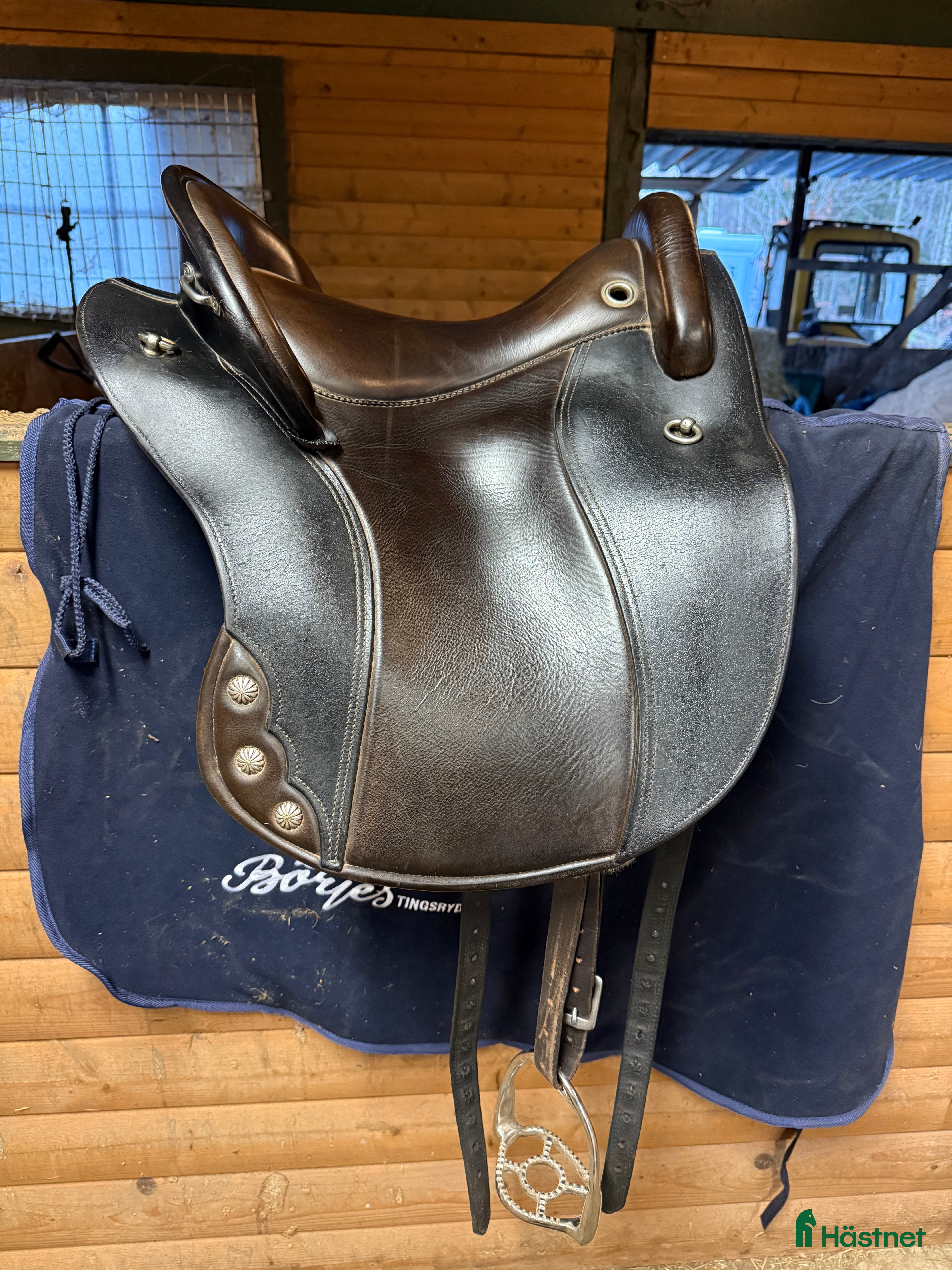 Sadlar hästutrustning till salu: Rhonda deluxe S2 m ställbart framvalv i Kalvsvik - Annons 2
