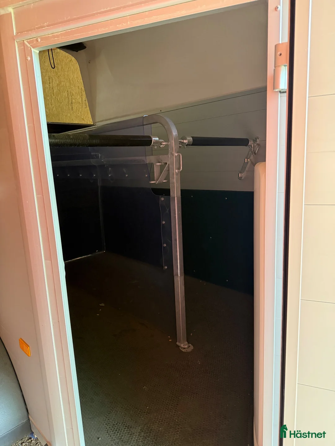 Hästtransporter  fordon & transport till salu: Humbaur Equitos Alu Plus, avdragbar moms! Nyskick - Annons 5