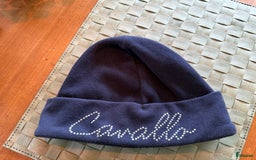 Övrigt Ridkläder ryttarutrustning till salu: Oanvänd Cavallo fleecemössa.  i Kungsängen - Annons 1