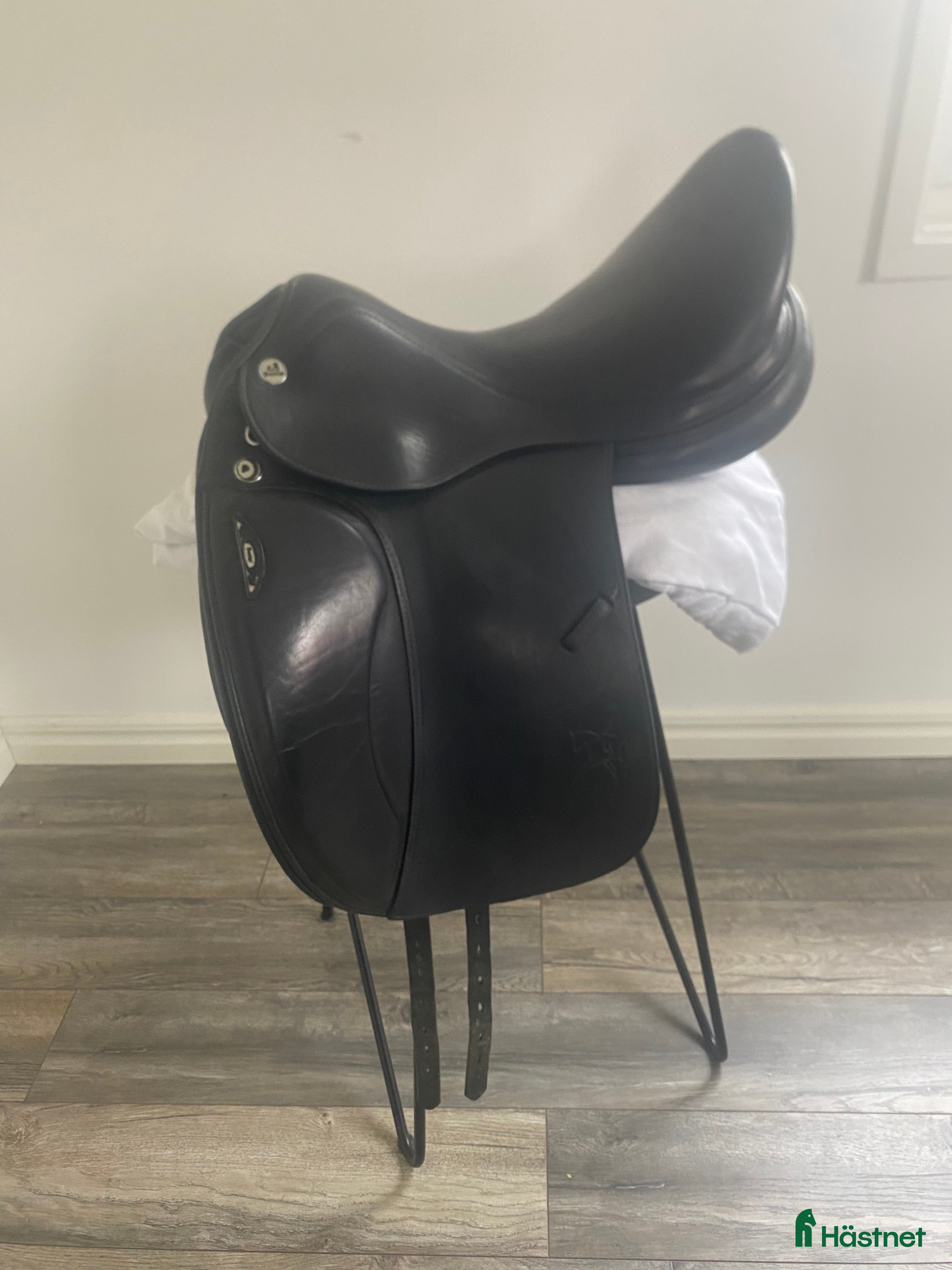 Sadlar hästutrustning Mycket fin sadel, Prestige X Helen  i Fjärås - Annons 17