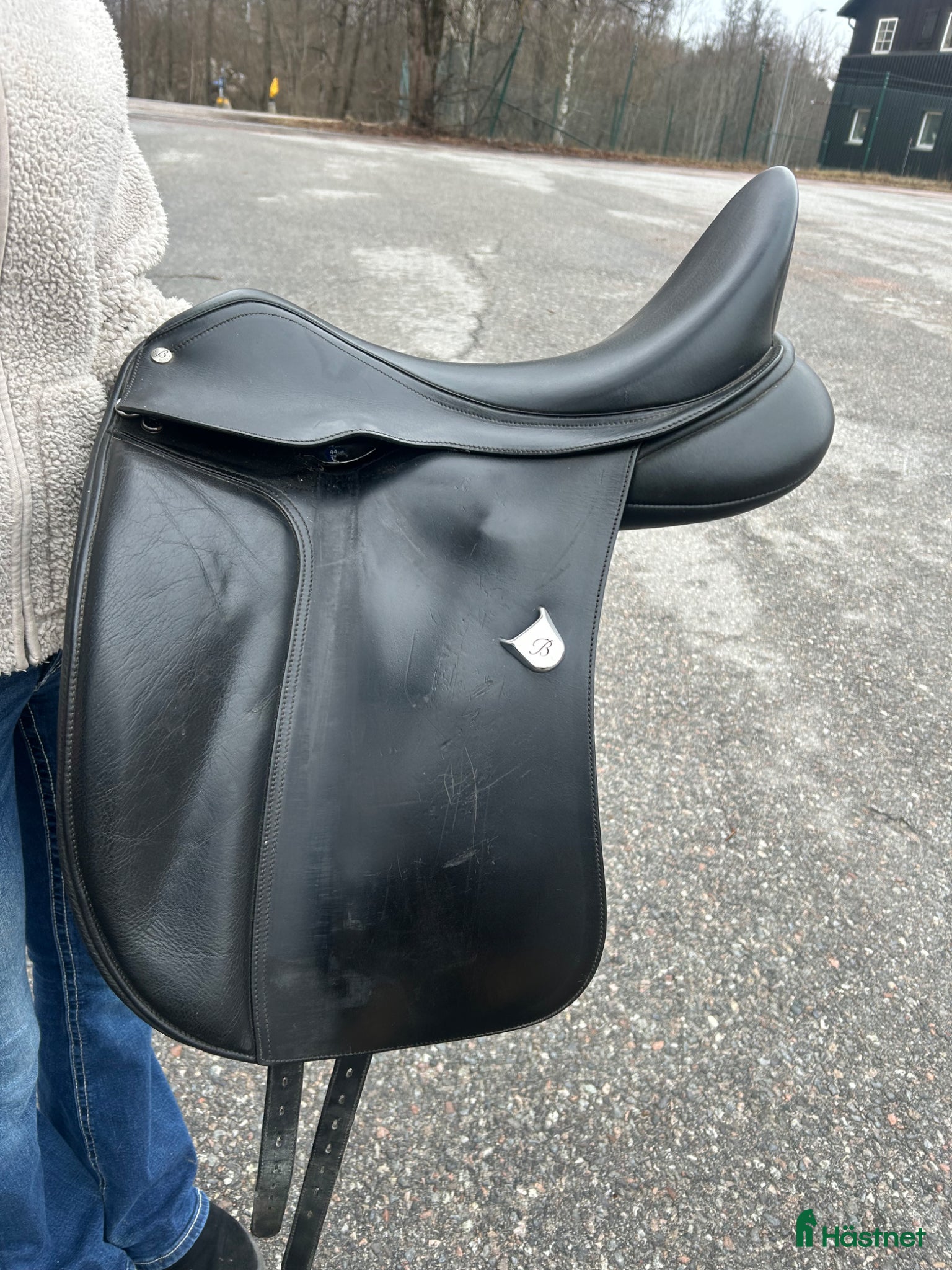 Sadlar hästutrustning Bates dressyrsadel  - Annons 21
