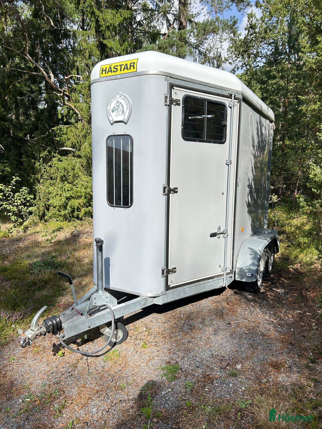 Hästtransporter  fordon & transport till salu: Mycket stabil och välskött transport  i Åkersberga - Annons 1