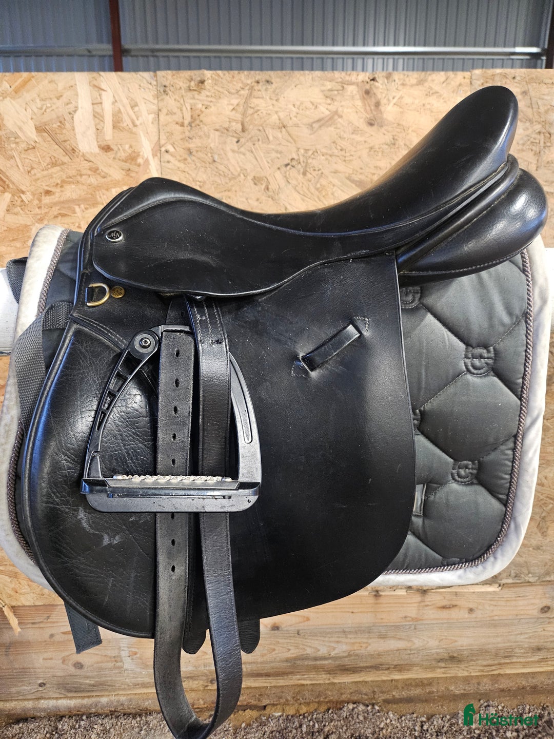 Sadlar hästutrustning till salu: Morris and Nolan 16 tum i Kallinge - Annons 1