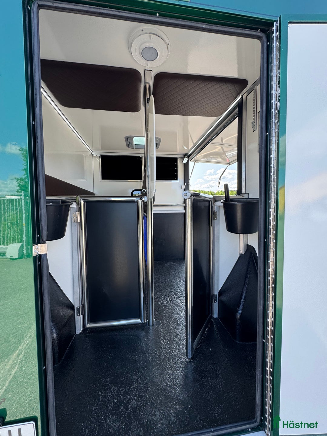 Hästlastbilar  fordon & transport till salu: Nybyggd Hästbuss Renault Master i Partille - Bild 19
