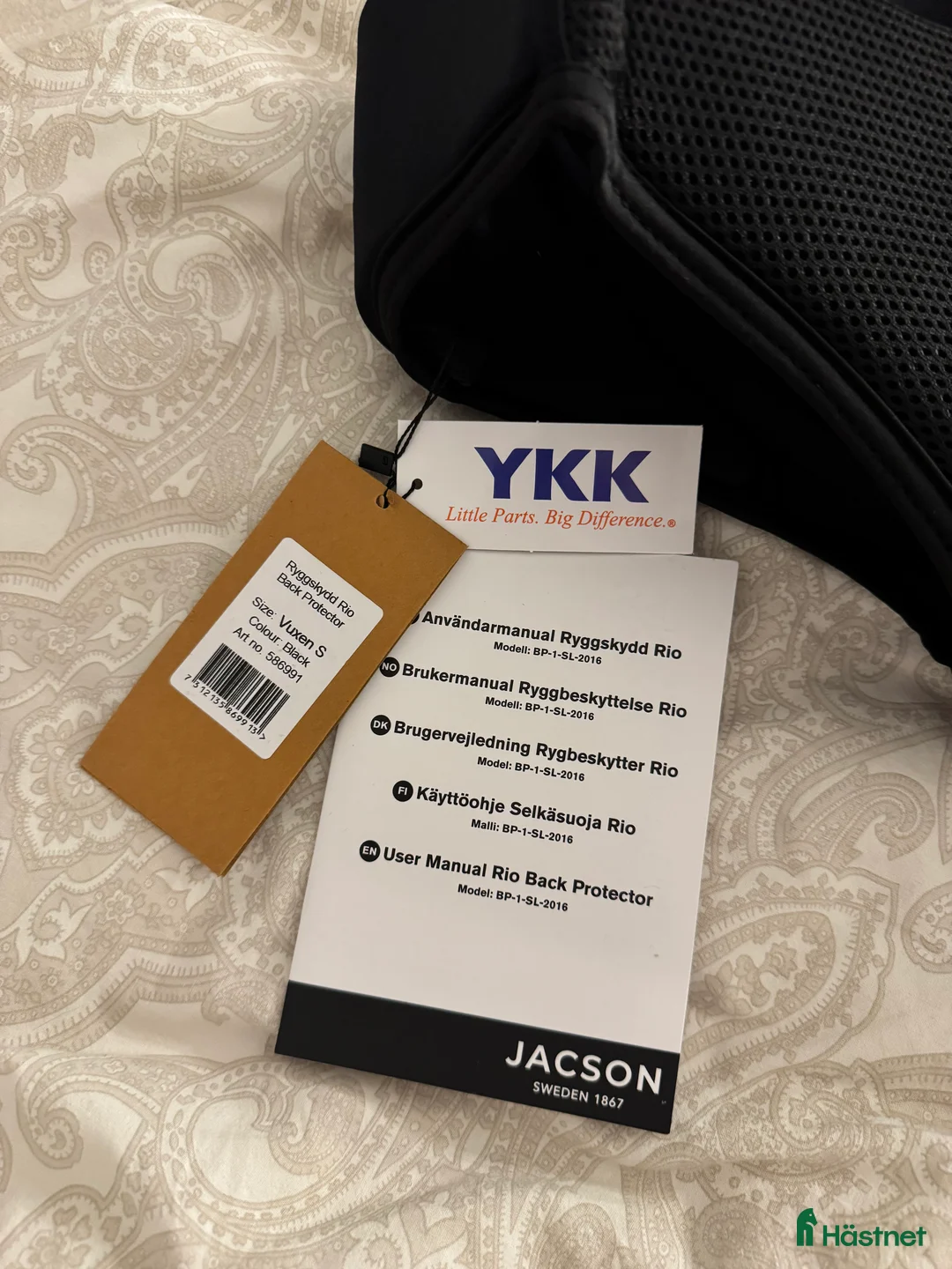 Säkerhetsvästar ryttarutrustning till salu: Ryggskydd ridutrustning  i Eskilstuna - Annons 2