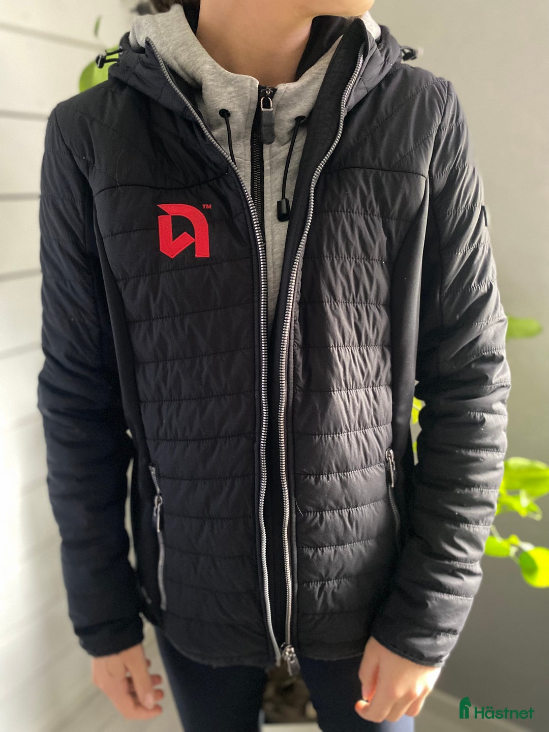 Jackor & Kavajer ryttarutrustning till salu: Fina ridjackor  i Västerås - Annons 3