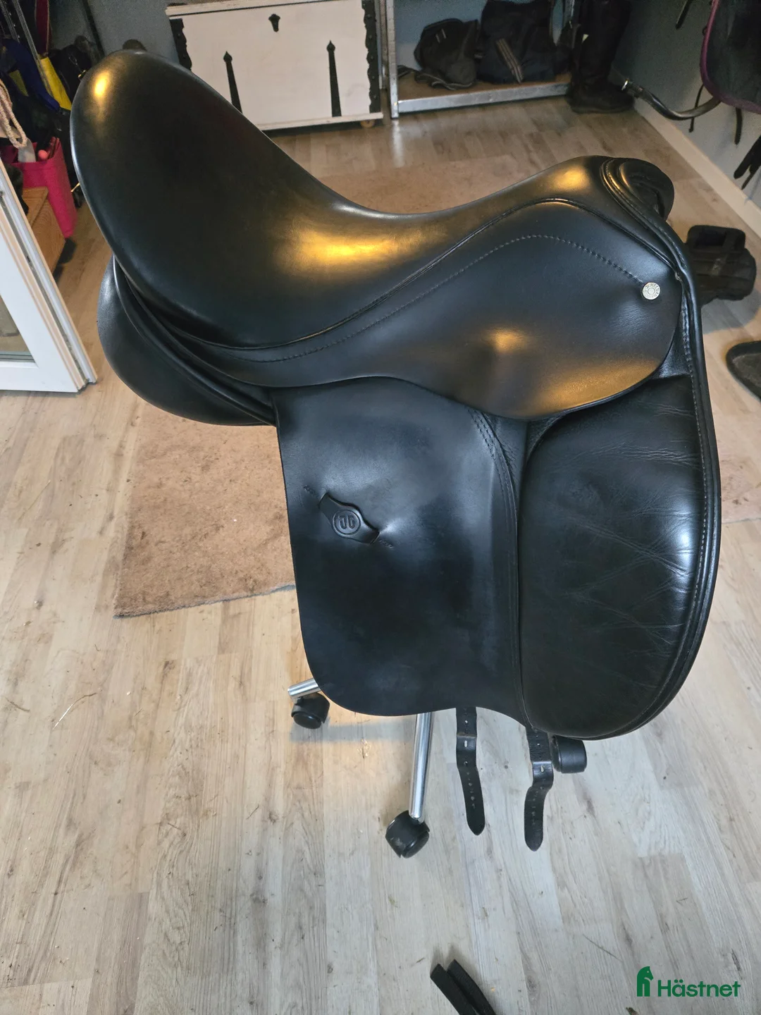 Sadlar hästutrustning till salu: Fin Jensen Classic Dressyrsadel 17" - Annons 2